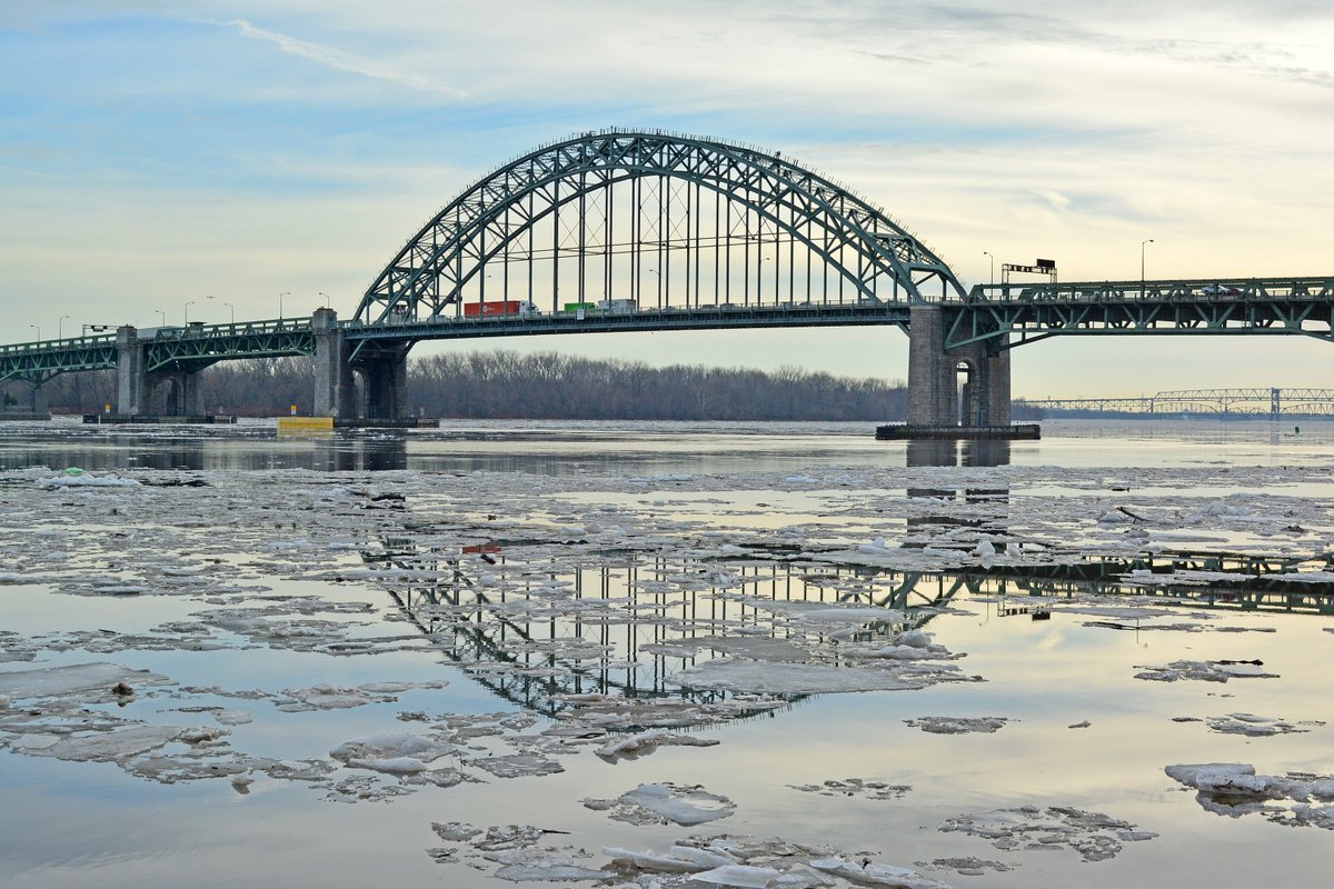 MikeSlickster's tweet photo. Still icy on the #DelawareRiver, as seen yesterday from Lardner's Point in #Philly #TheDelawareForLife Tacony-Palmyra Bridge and an eager beaver #Photography https://t.co/Z1j1UHEDWi