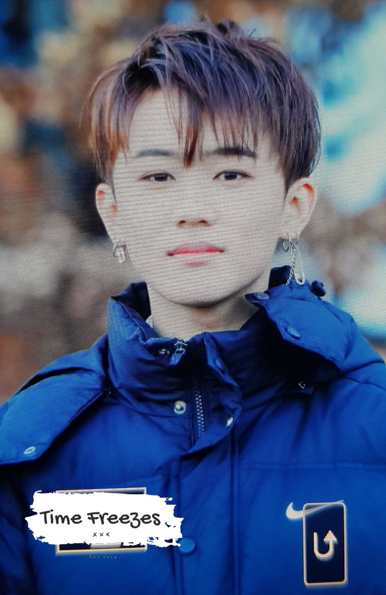 Time_Freezes's tweet photo. 180123 더쇼 미니팬미팅 프리뷰
#더이스트라이트 #이은성 #은성 
@TELTheEastLight 추운데 고생했어~!!! https://t.co/f5txHaNRm0