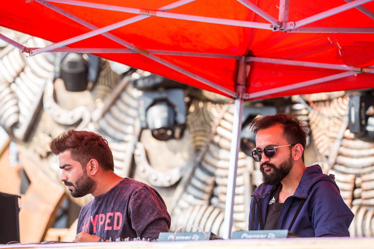 TimeOut72 tweet media