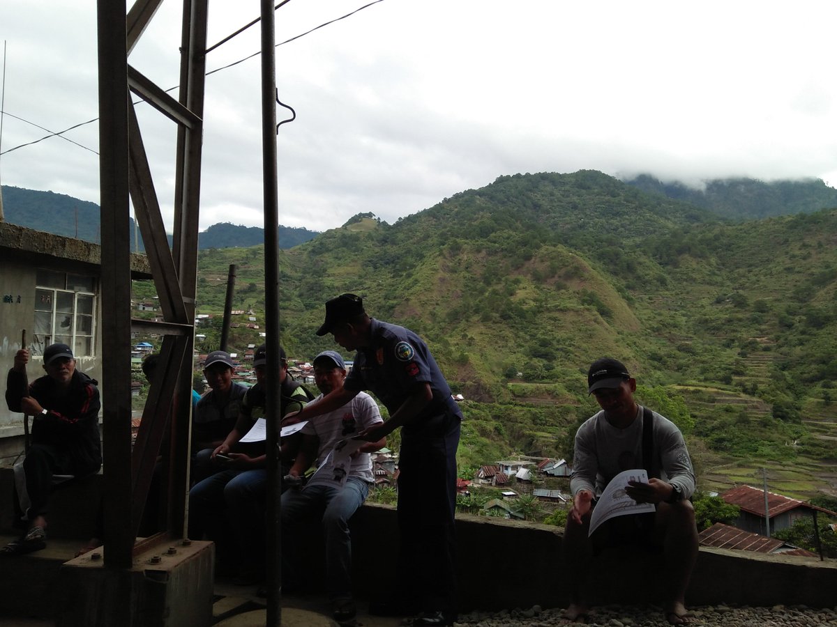PNPSadanga1's tweet photo. #IntensifyCommunityAwareness tru distribution of IEC materials on anti illegal drugs campaign and crime prevention conducted by SPO4 Morris P. Nay-osan
#PNPDoubleBarrel #PNPPatrolPlan2030 #MASAMASID @rwinp88 @PNPMtProvince @RDPROCordillera @ProcorRpcrd @pio_mtprovppo https://t.co/9jZ9WuJXwz
