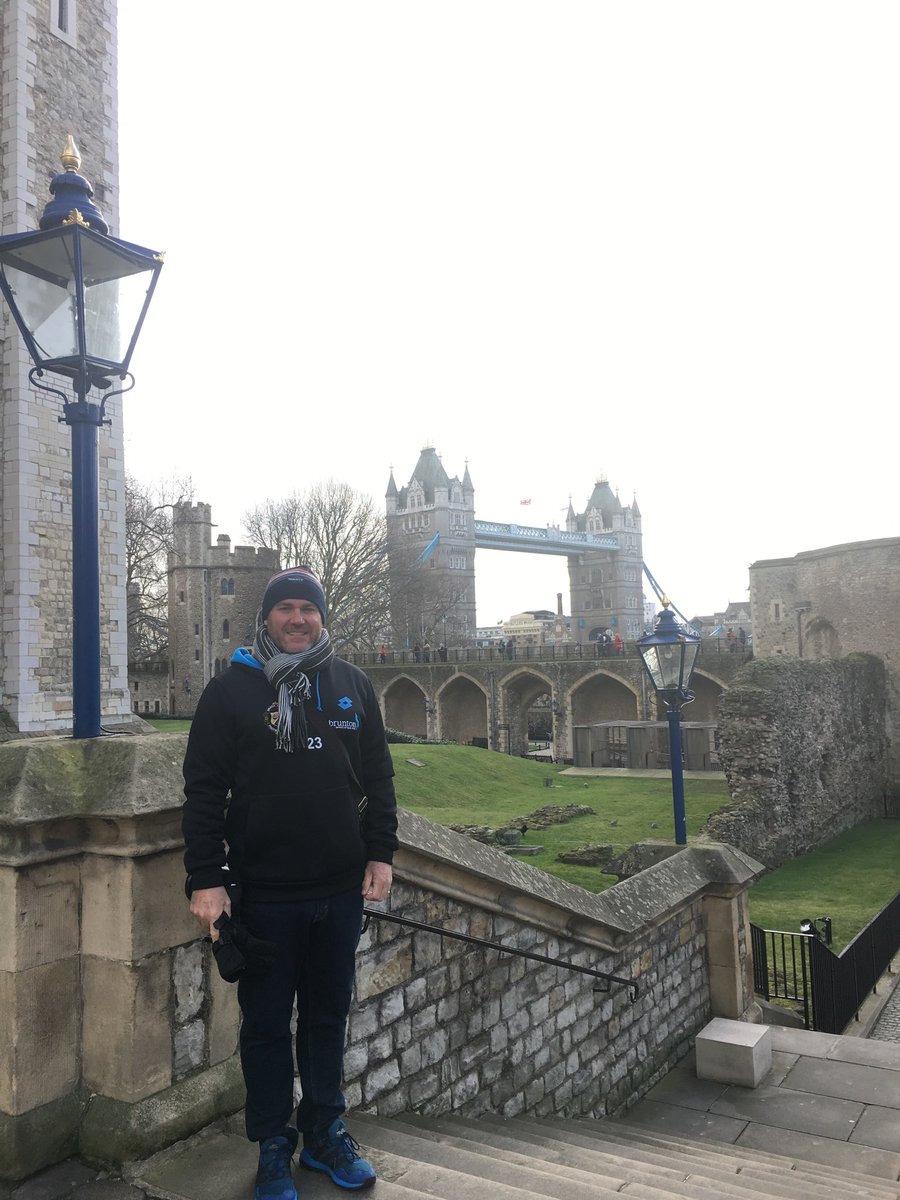 ANDREWBARNARD12's tweet photo. The Tower of London was pretty 😎 Excellent tour with whispering Dave, he was a excellent Yeoman” beefeater” https://t.co/UjN80Yzgsy