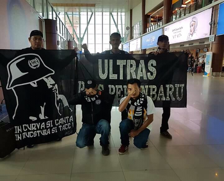 Kloter kedua mendarat 6 brigata <a href="/CN_1955/">CURVA NORD 1955</a> ..
Tuk dukung @pspsriau_ ..di Bali..