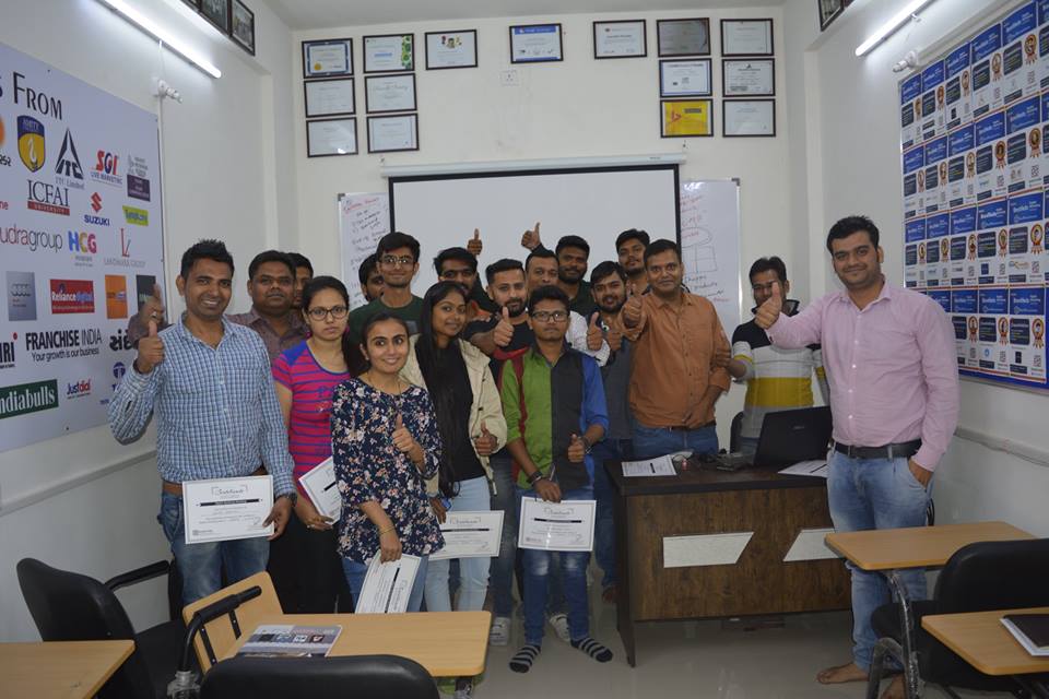 LearnDigitalmar's tweet image. Really enjoyed today&apos;s free workshop on Digital Marketing at ANAND at Brandveda..sharing some of the snaps ..keep dreaming , keep moving , keep learning..all the best