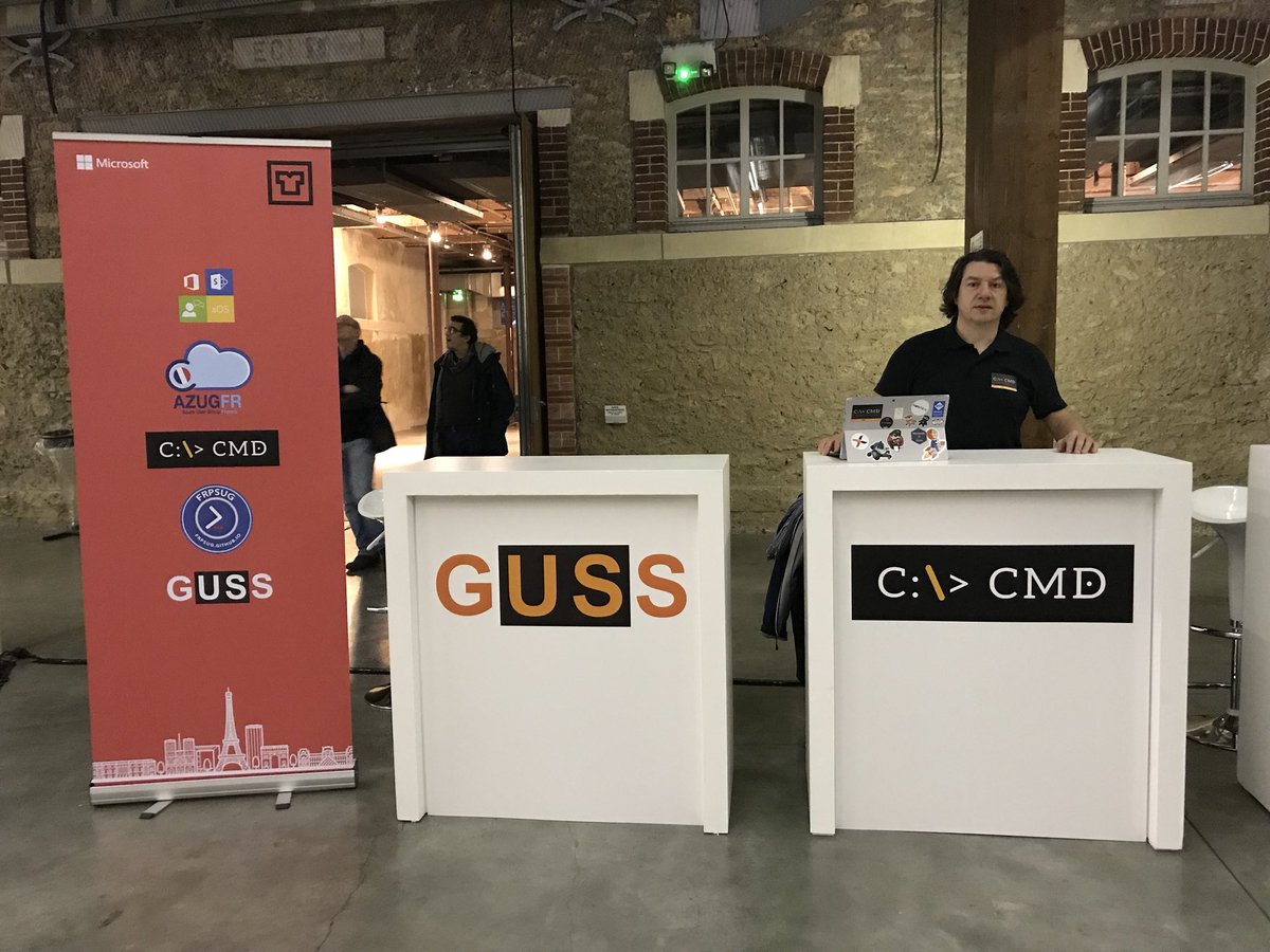 jfberenguer_pro's tweet photo. #RedShirtDevTour les communautés vous attendent pour une journée riche en présentation et démos avec @scottgu @CMDComm https://t.co/pWHQM0YjYj