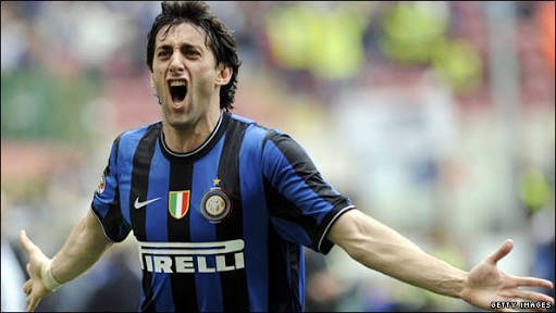 December 2011 - Milito was awarded the Golden bin. An award voted by journalists for the worse player of the year. Milito finished that season with 24 goals, only Ibrahimovic scored more goals