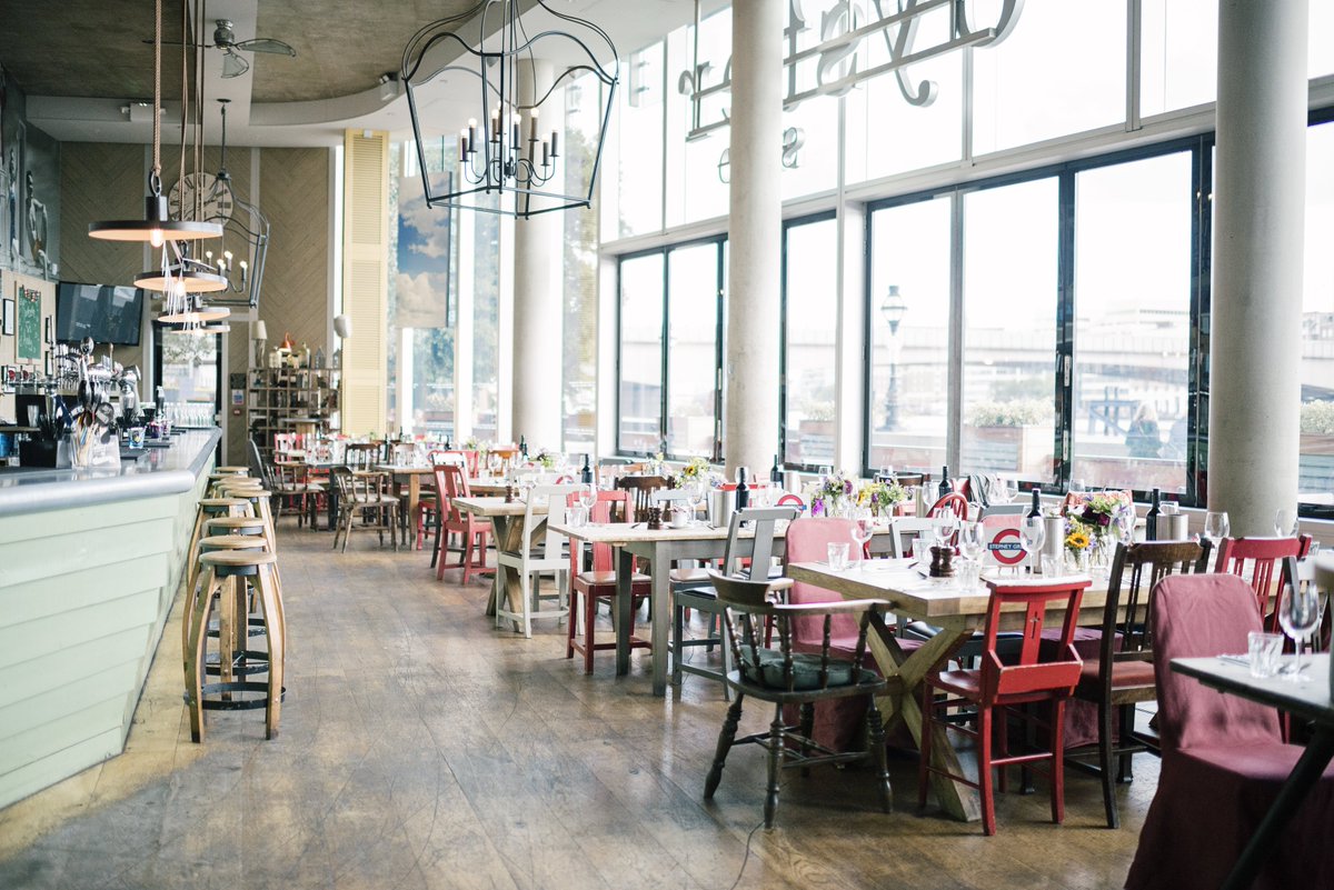 <a href="/OysterShed/">The Oyster Shed</a> Situated along the banks of the river Thames and with incredible views of The Shard opposite. The floor to ceiling curved glass windows, this stunning pub is a rather impressive addition to the City.  bit.ly/2DZUmaN #wedding #london