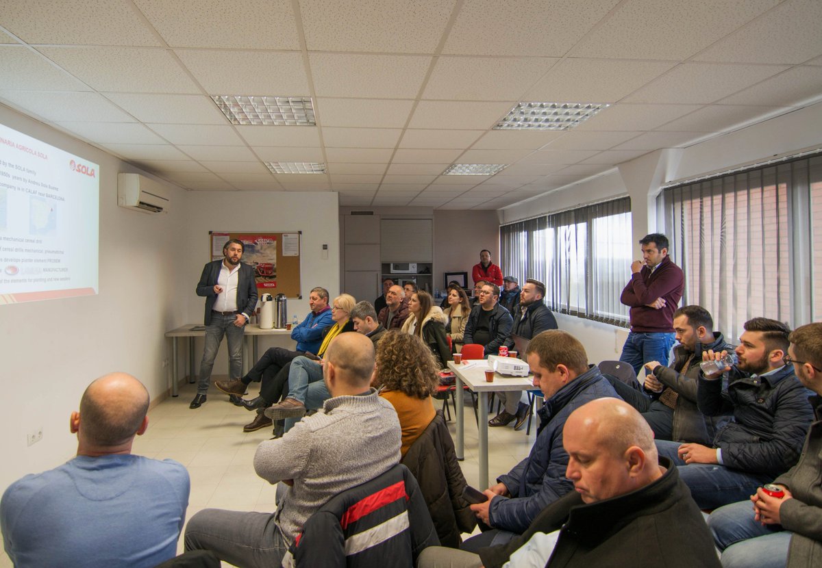 solagrupo's tweet photo. El pasado jueves 18 de enero celebramos en nuestras instalaciones en Calaf el #DealerMeeting con los distribuidores oficiales de SOLA para la zona de Europa del Este. #Agromondo, #Agromotor, #AgromecStefanesti, #Cesivo, #Lumiri, #SmartAgroMachines, #VestTract y #Zlatex. https://t.co/UEfZaLe4qC