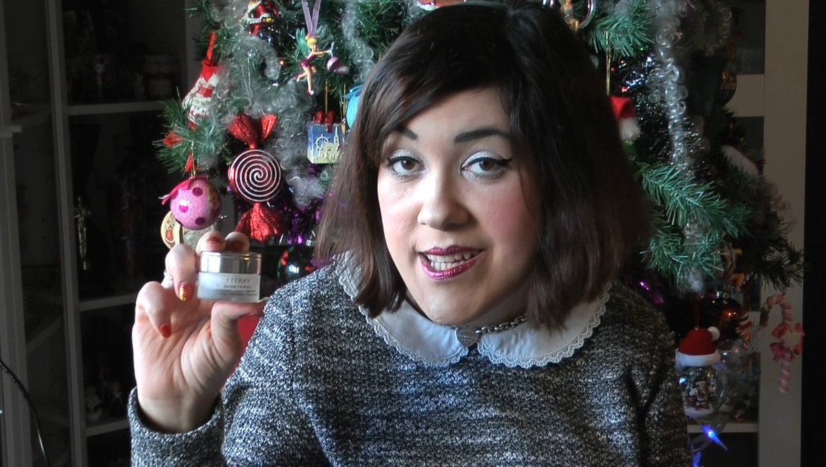 olidolly9's tweet photo. Nouvelle #VIDEO : [ Empty Products n°13 ] Bonjour ! Aujourd'hui, je vous montre en vidéo les produits #cosmétiques que j'ai terminés ces derniers mois : https://t.co/VEBjZcDm9w Bon visionnage et bonne journée ! #beauté #emptyproducts https://t.co/3O3YRHJjBf