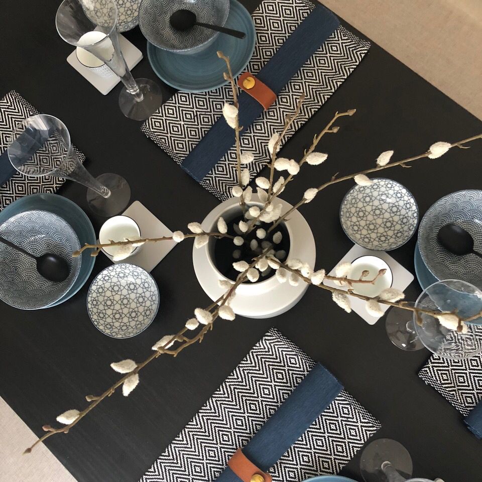 int_by_abode's tweet photo. Table dressing.
#interiordesign #interior #Interiors #interiorstyle #interiorstyling #showhome https://t.co/WL6Ljofw8l