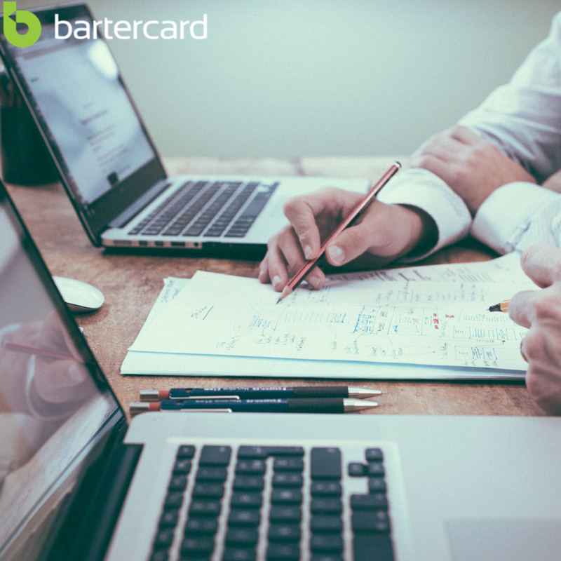 BartercardFr's tweet photo. C’est quoi ? @BartercardFr est un large #réseau en #B2B avec plus 54 000 détenteurs de carte utilisant la plateforme #MYBC pour : 
-Gagner de nouveaux clients
-Augmenter leurs ventes
-Vendre leurs excédents de stock
-Préserver leur trésorerie 
https://t.co/UJ5MCrPLaW https://t.co/KzywK5r6fQ