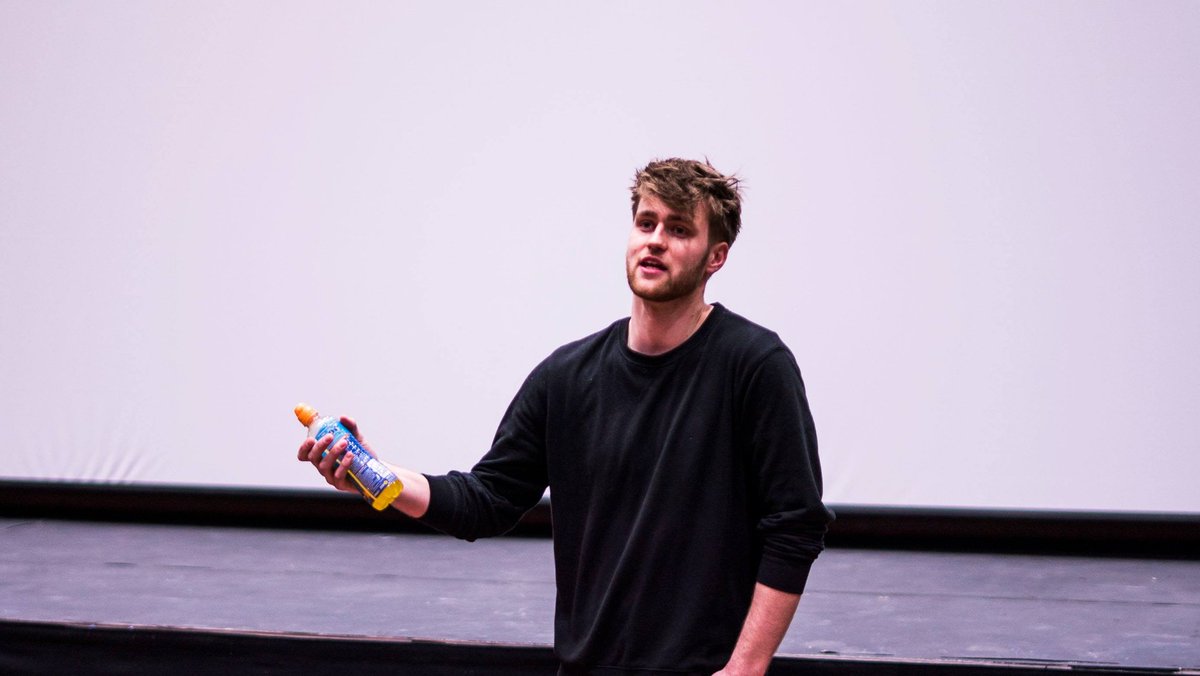 sleeproughfilm's tweet photo. A couple of photos from our cast and crew Bristol screening last week! It was great to see so many people there, and we hope to see many more at our first public screening at the Bristol Watershed on the 27th Feb as part of #HomelessAwarenessWeek
πΈ creds #Wolph Films https://t.co/3dC1YnHfqv