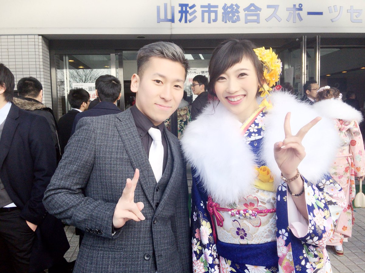 yahho_maodayo's tweet photo. HAWKER 9が1月27日の山形チョイすで生歌歌うんだって‼︎
山形に住んでる人は絶対見た方がいいと思います🙋‍♀️
たかとは中学の同級生だけど、その時はこんなに上手いなんて知らなかった🤣
もっと歌ってくれれば良かったのにね！笑
山形じゃない人も聞いてみてね
#HAWKER9
#山形
#レゲエ https://t.co/rCvuSZP8PL