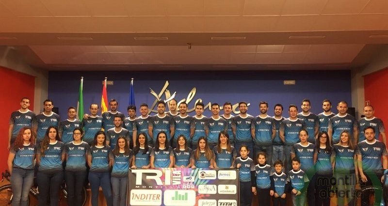 MontillaAbierta's tweet photo. El  @CDTRIVILA presenta para el 2018 la temporada de la confirmación - #Montilla Abierta https://t.co/BAJmf73IOb https://t.co/36nGZFReZI
