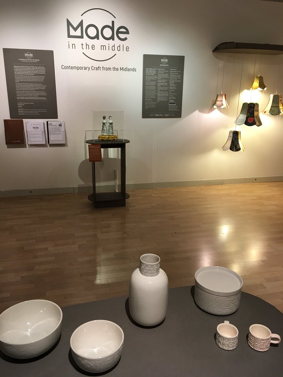 paperjennifer's tweet photo. See my work in @tweetcraftspace’s beautiful 'Made in The Middle' exhibition, at it final venue at @RugbyGallery until 10th March...............
#mim2017 #madeinthemiddle #craftspace #jennifercollier #lighting #stitchedpaper #recycledpaper #foundpaper #handstitch #picotstitch https://t.co/Ug9gckysO6
