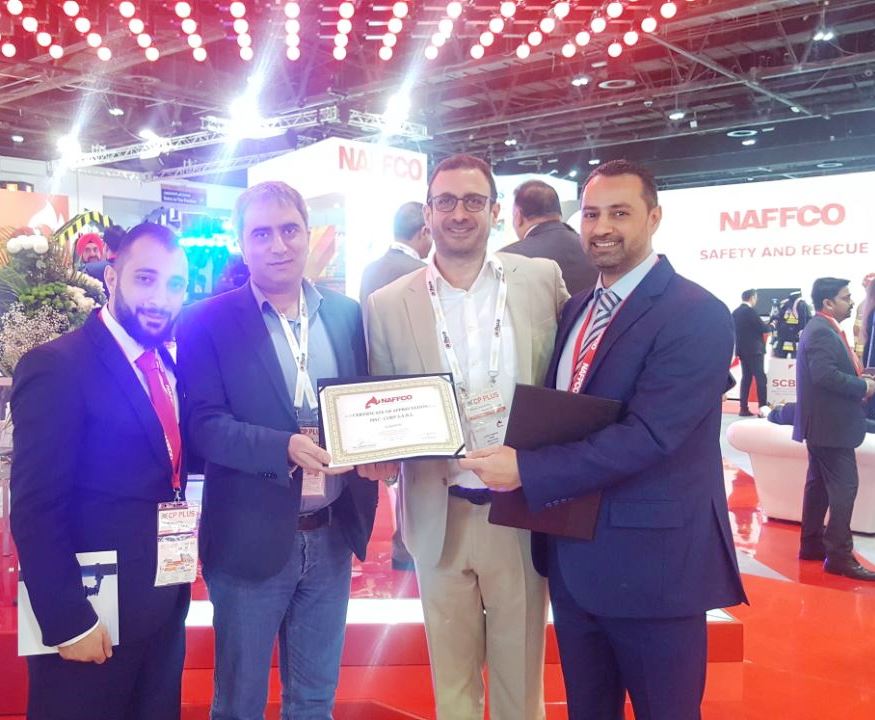 maccorpleb's tweet photo. Our CEO Mr. Jamil Nassar &amp; COO Mr. Mazen Dbouk receiving a Certificate of Achievement from Mr. Leandro Khaled &amp; Mr. Yasar Khlaif - @naffco at the @IntersecExpo.
#Intersec2018 #DubaiWorldTradeCentre #DWTC #maccorp #NAFFCO #maccorpersdoitbest https://t.co/FUOwTpbISL