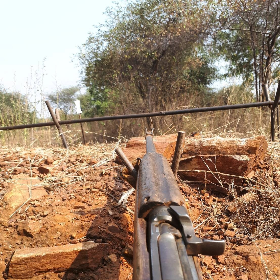NMRSKSROTCS's tweet photo. ตั้งรับภาคบ่าย #ปลย๘๗ 
Defensive Practise #M1Garand 
#ฝึกภาคสนาม #นศท #ROTCS #FieldExercise #NMRSKS #นมรสกส https://t.co/VtZQuFcFxB