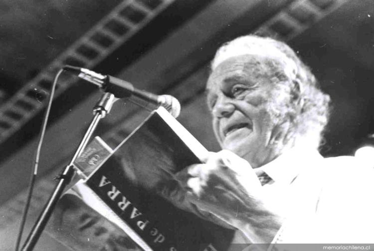 biobio's tweet photo. Descarga gratis cuatro libros del gran Nicanor Parra https://t.co/ugTW0dzpKj https://t.co/etv6BsPml2