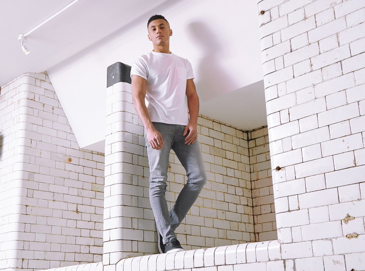 ModaExhibitions's tweet photo. What's your DML denim? Head to Moda Gent to see the new street styles and the contemporary core classics you need in store now #denim #street #DML #ModaGent #ModaExhibitions @DMLJeans https://t.co/GRk45aoqTs