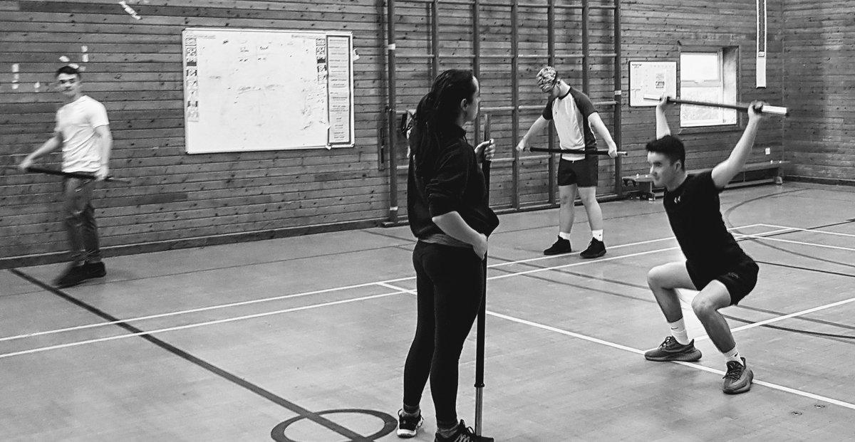 BishopstonPE's tweet photo. Thank you Ania for a great weight lifting session. @sa1lifting everyone looking forward to Monday. https://t.co/XcIiPi1TOY
