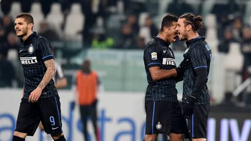 January 2015 - Osvaldo threatened to beat Icardi after MI9 selfishly went for goal vs Juve instead of passing to him. Osvaldo didn't come to training for two days, Inter gave him suspension. He Joined Boca later that month