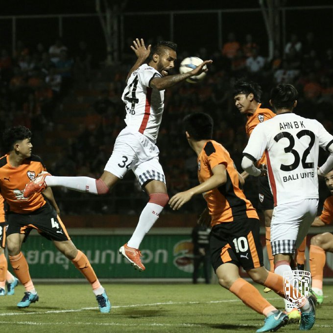 View image on Twitter