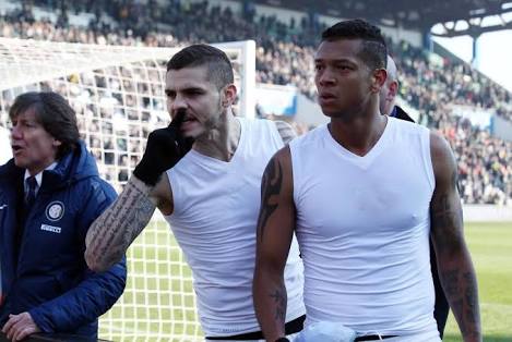 February 2015 - Icardi and Guarin got into an argument with the fans at Sassuolo game after Icardi's shirt that he apparently gave to a kid in the Curva was thrown back at him. It didn't finish there (part 1)