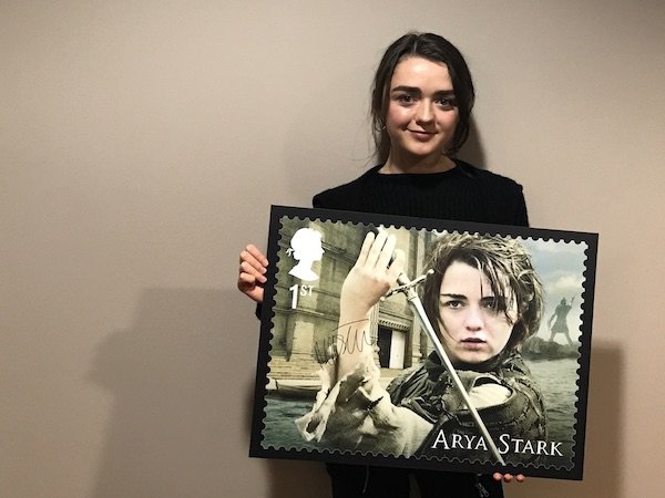ThronesUpdates's tweet photo. The cast of Game of Thrones with their official Royal Mail Stamps! https://t.co/UhfPUWlyZu https://t.co/mQEbbW4ksA