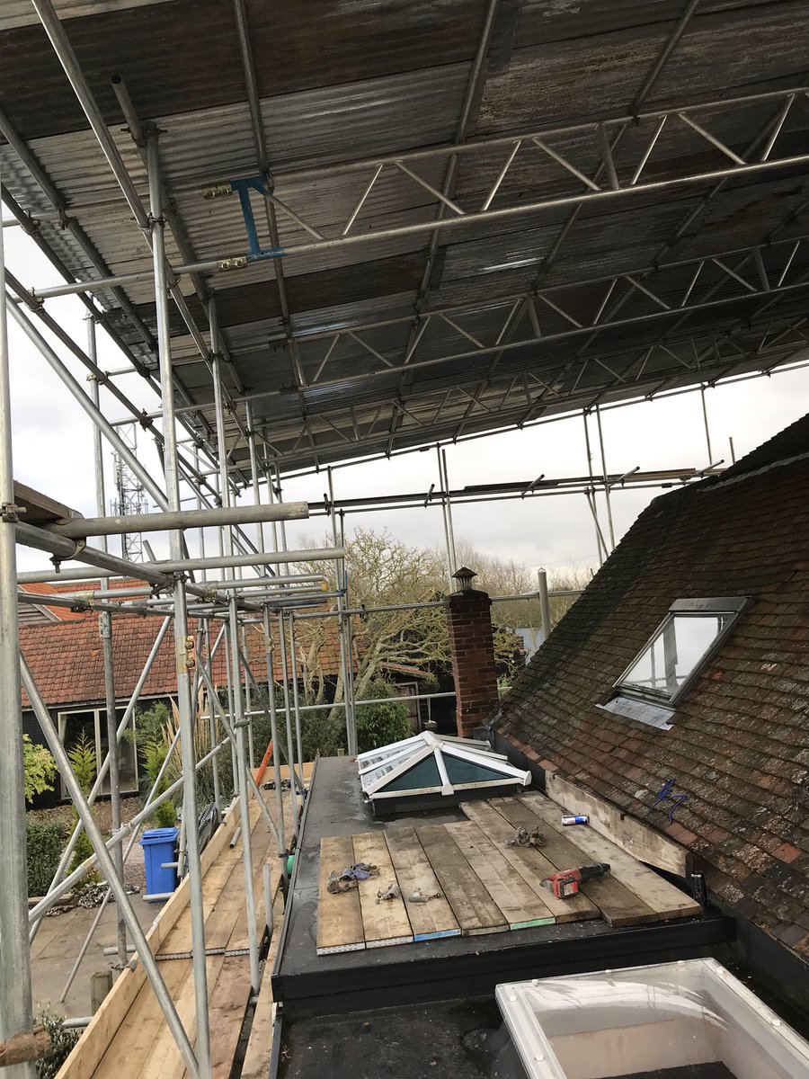 ASLScaff's tweet image. *** ASK UK SCAFFOLDING *** In the tin!!! #scaffolder #tinhat #riggles #sheets #scafflife #timetograft