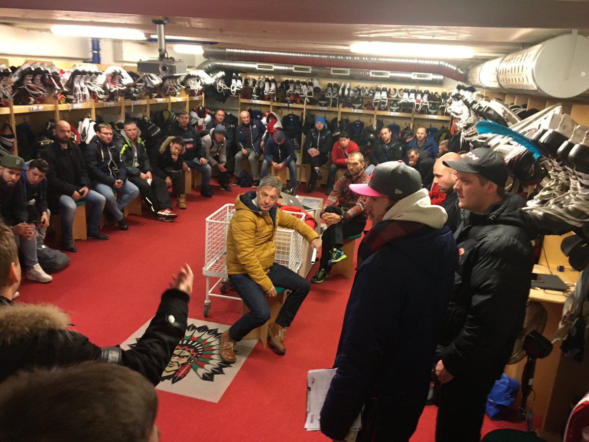 38 tjeckiska🇨🇿 coacher på studieresa i Göteborg
Samarbete för att utveckla hockeyn
📚🇸🇪
#hockeykonsulenterna 
#sweHK