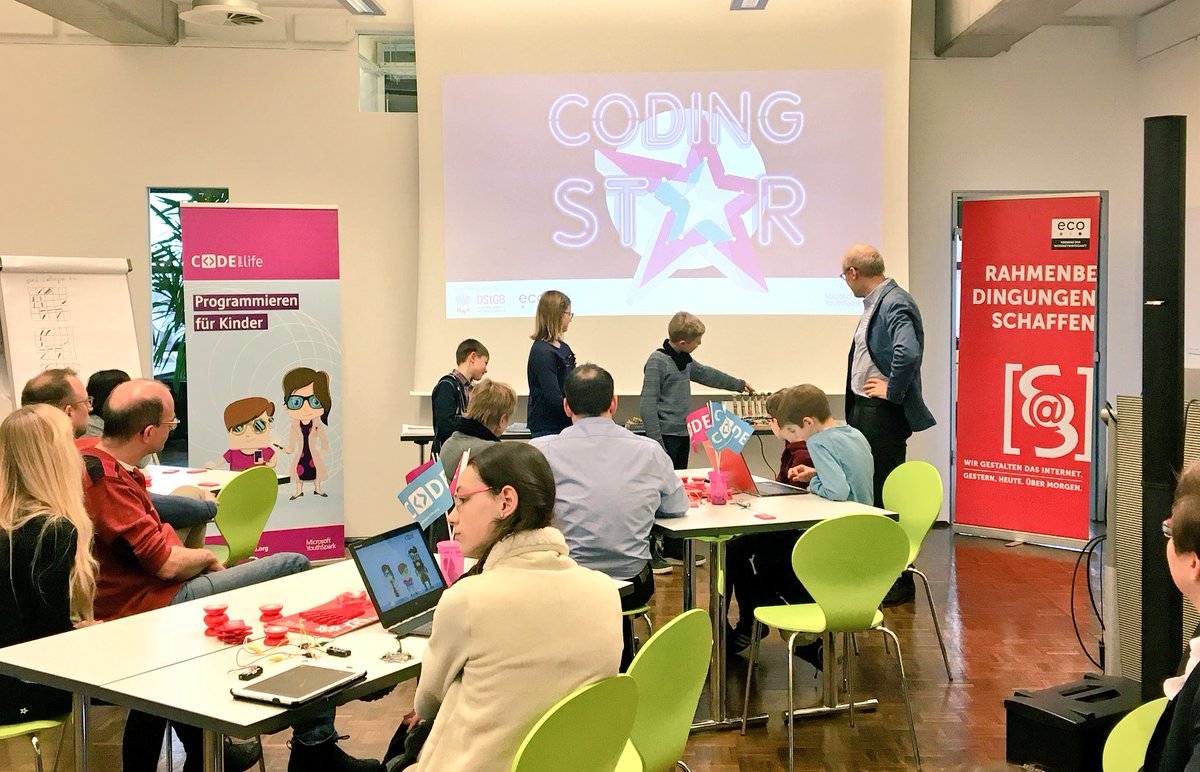 nataliesblock's tweet image. Code your life zu Gast beim @eco_de @MicrosoftDE #codingstar #CodingCup