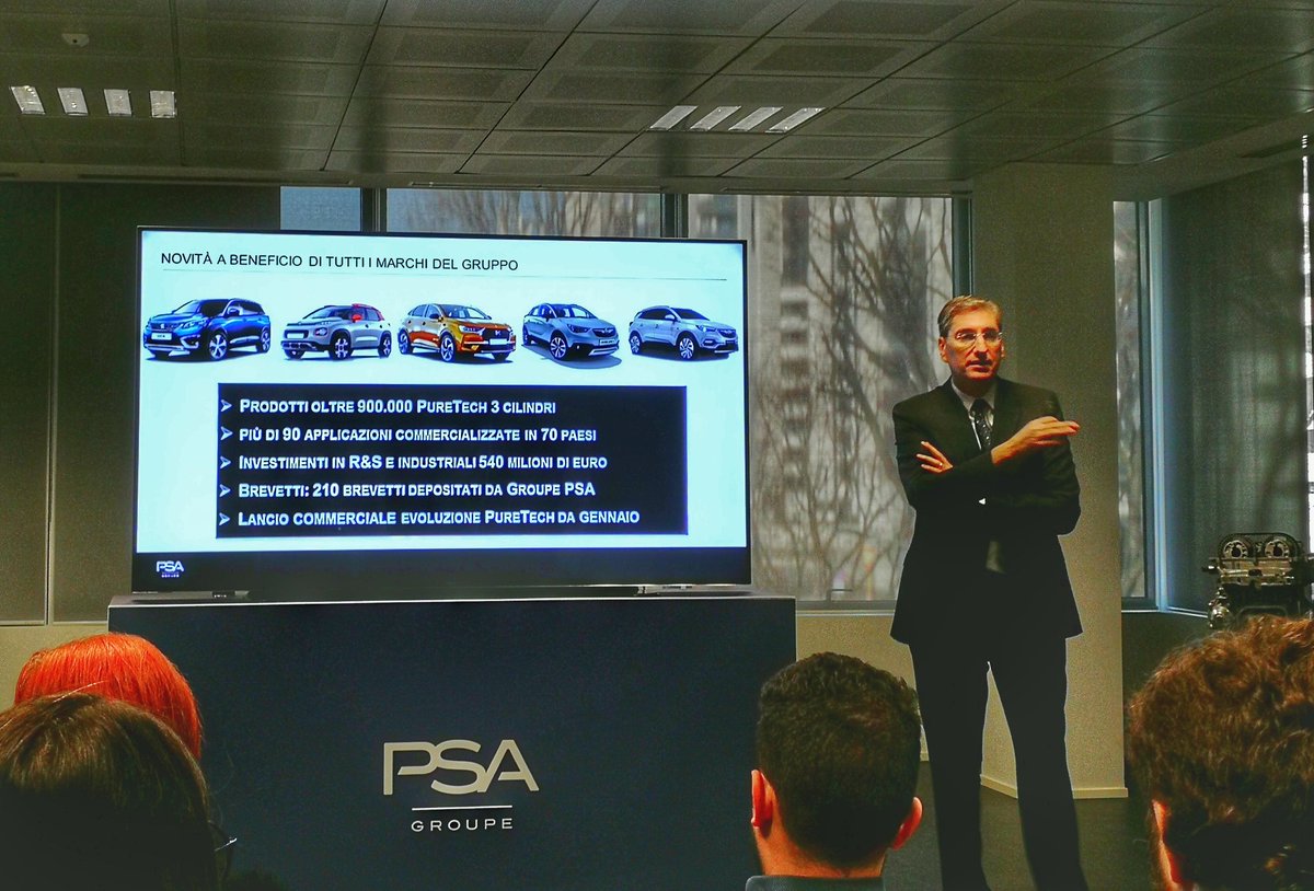 auto_app's tweet photo. .@MarkinoFreschi ci racconta le ultime novità del motore benzina #PureTech di @GroupePSA, pluripremiato #EngineofTheYear per tre anni consecutivi! https://t.co/LySH5CSkWz