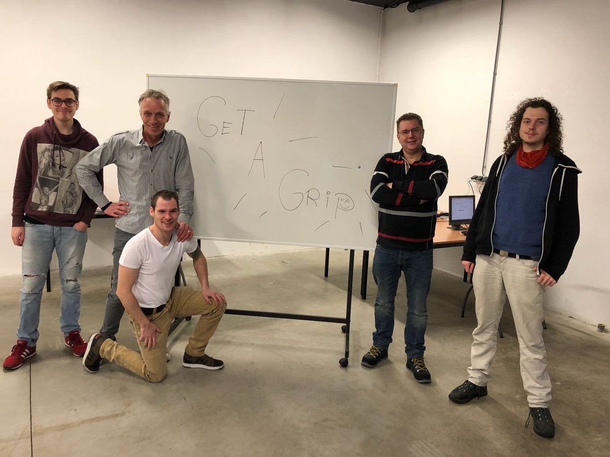 BW_Oost's tweet photo. Nieuwe ontwikkelingen bij BW-Oost! Get A Grip mediagroep is gestart! 🎉 Get A Grip gaat zich bezig houden met alles op het gebied van media, van sociale media tot radio. Meer info volgt spoedig!

Op de foto (vlnr) Sebastiaan, Jaap, ' Bennie Brutaal', Eelco en Florian. https://t.co/ocJwCfuU8r