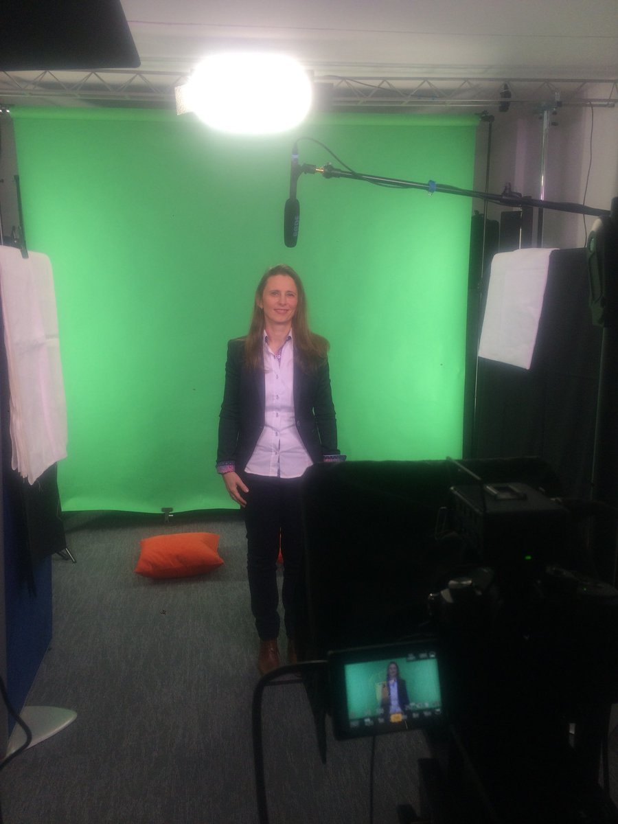 Marina Pere tweet media