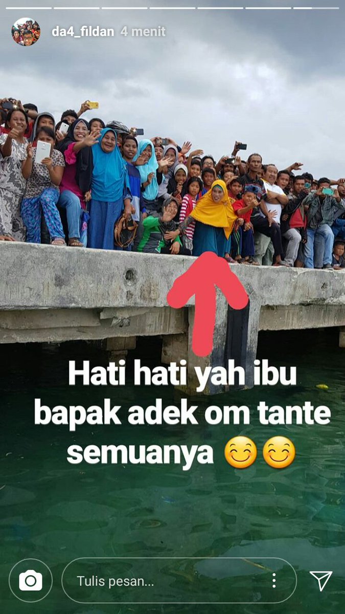 anthy_MLF30's tweet photo. Perhatian sang idola kepada orang2 yg sangat peduli dan syang kepadanya. 
Love you pah @FildanDa41

#FildanOffAirAtSalakan https://t.co/IXgly1a14V