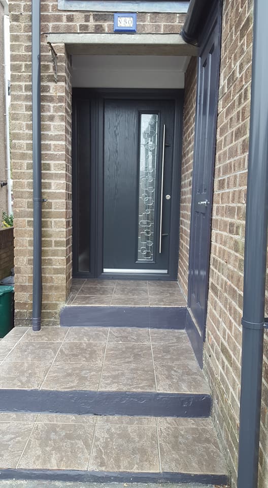 welshwindow's tweet image. Lots of composite doors to chose from! In a variety of styles and colours. Get your free brochures now!