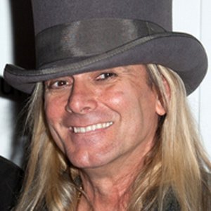  I Want You, To Want Me.  Happy Birthday Today 1/23 to Cheap Trick vocalist/guitarist Robin Zander.   Rock ON! 