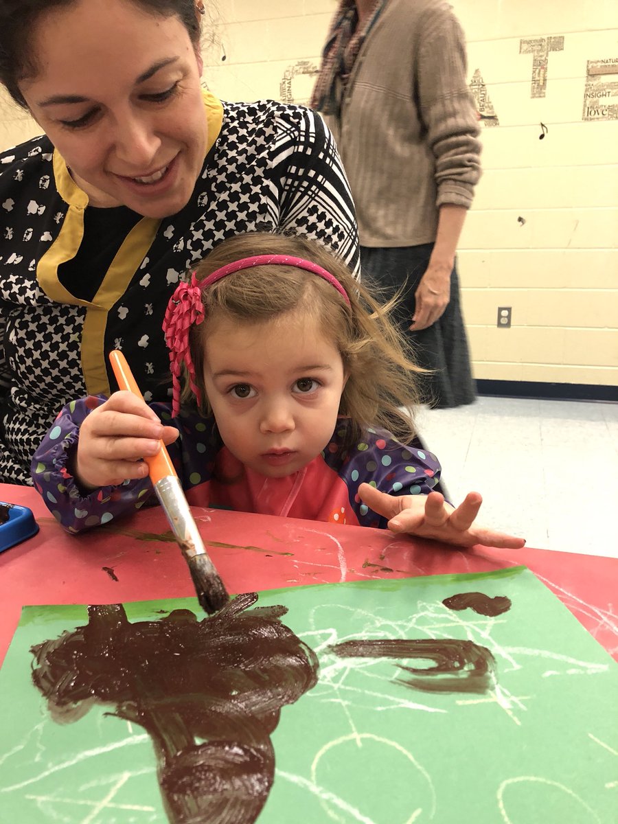 Aneta23's tweet photo. Had to make a last minute change in art class!  #LittleEaglesFans #RockyRunY @pfvymca @devin_manion @ashhhmarie13 @DuffusKatie @kireson90 https://t.co/fQ5OsiHm17