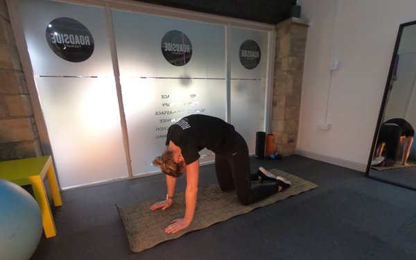 A post-ride stretch is vital for all over mobility and a better training session next time. Here's a full 20 min session courtesy of our amazing sports injury therapists, <a href="/tierneymaude/">Tierney Maude</a> of <a href="/RoadsideTeam/">Roadside Therapy</a> clubpeloton.org/roadside-thera…