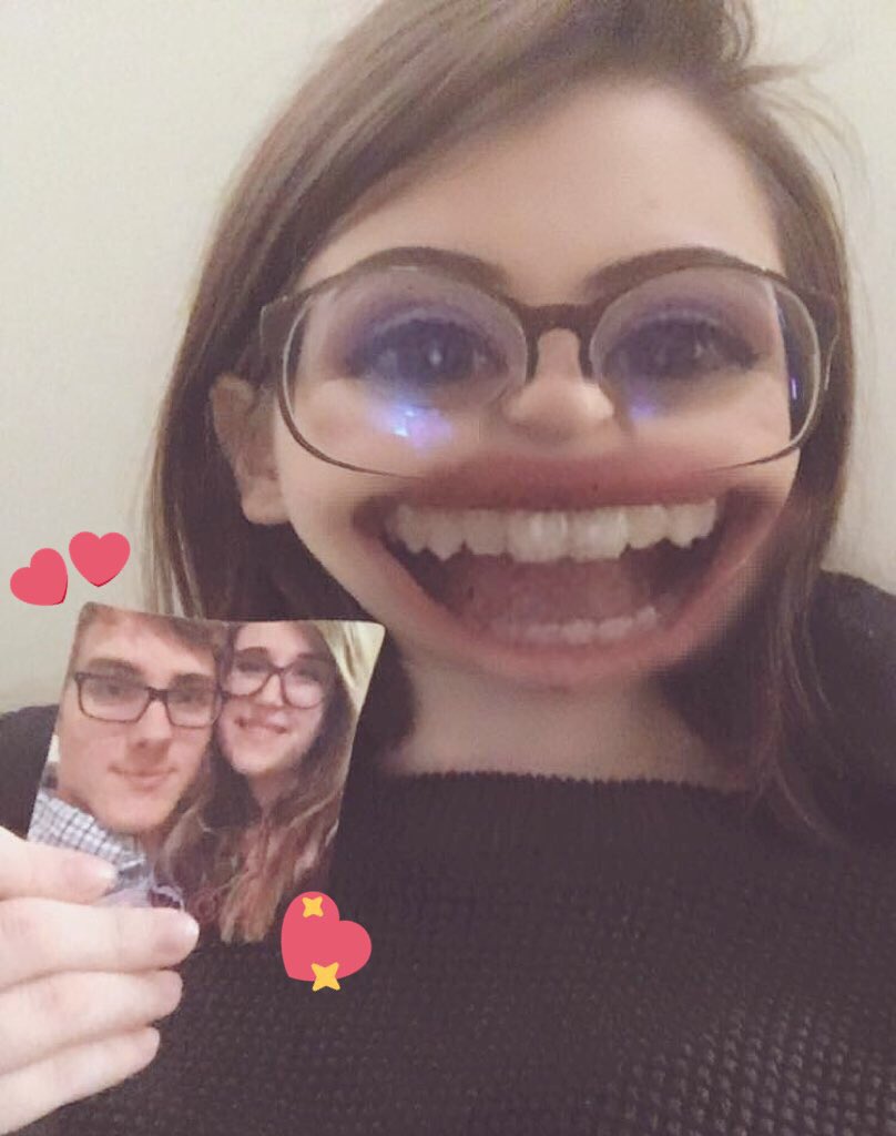jessiappeared's tweet photo. So I got a magnet of me and my honey and even tho he thinks itโs cheesy itโs literally my favorite thing in the world thank u @Shutterfly ๐๐ (( #ShutterflyCupidSweeps )) https://t.co/vF4Lc5Tmct