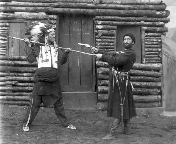 Skrepo_history's tweet photo. Сколько индейцев убили русские на Аляске?
Мало кто в РФ слышал об экспедиции Шелихова, который устроил массовую резню, убив от 500 до 2500 эскимосов, о том, как Ларион Беляев "зачистил" остров Атту от всех алеутов, и так почти каждая русская экспедиция 👉 https://t.co/Oqdo7oeUE4 https://t.co/k1RSDffX2M