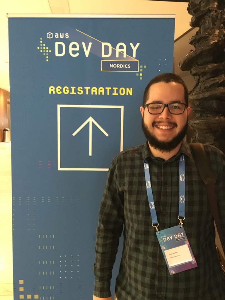 sweet_systems's tweet photo. We are at #AWSDevDay. Our team member @joaobentesjr is getting to know more what’s new in terms of Containers technology on #AWS https://t.co/ogbXJ9xA1S