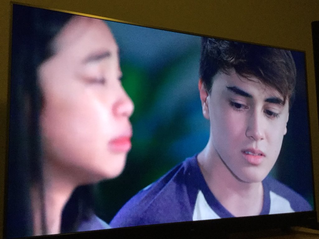 qkraljica2's tweet photo. One can see the hurt in Collin’s face kahit wala siyang sinasabi, in the meanwhile, Apple’s sorrow can affect anyone who sees her. As a newbie @maymayentrata07 and @Barber_Edward_ are doing a good start. Hoping @StarCreativesTV will hone their talents more. ❤️ #LLSActionPlan https://t.co/S3F0C4x0IR