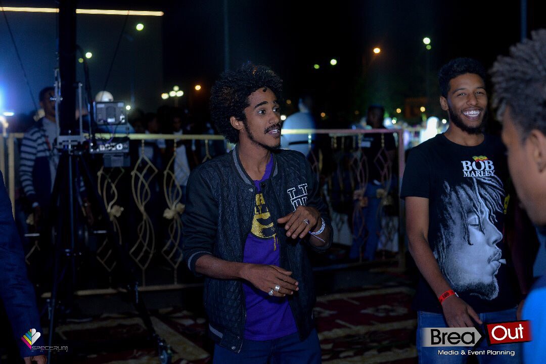 TheBreakOutFest's tweet photo. A surprise appearance by @HeeMA_Sotc turned it up a notch! 💥💥

#thebreakout2018 #thebreakoutfest https://t.co/USBImCwGKK