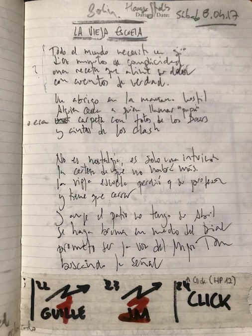 vetustamorla's tweet photo. Dato mitómano: El sintetizador de cuerda Arp Solina que había en Hansa Studios y que usamos en "La Vieja Escuela" es el mismo que utilizó Bowie en el disco "Heroes".
Lyric Video --> https://t.co/QgR36rhEdf
#MSDL  #LaViejaEscuela https://t.co/lAUBvr2FtC
