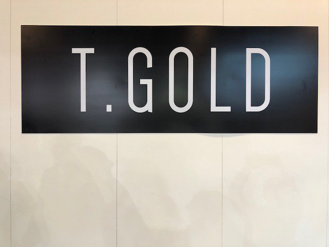 ITAHochiminh's tweet photo. 6 Top Buyers' delegates from #Vietnam to #VicenzaOro #TGold2018 with ITA #VO2018 #TheJewelleryBoutiqueShow #MadeinItaly https://t.co/n3gnq48snH