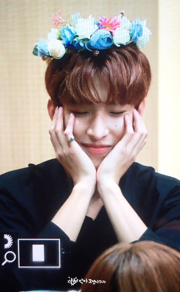 seokminfreckle's tweet photo. https://t.co/h1UiTK6rvr