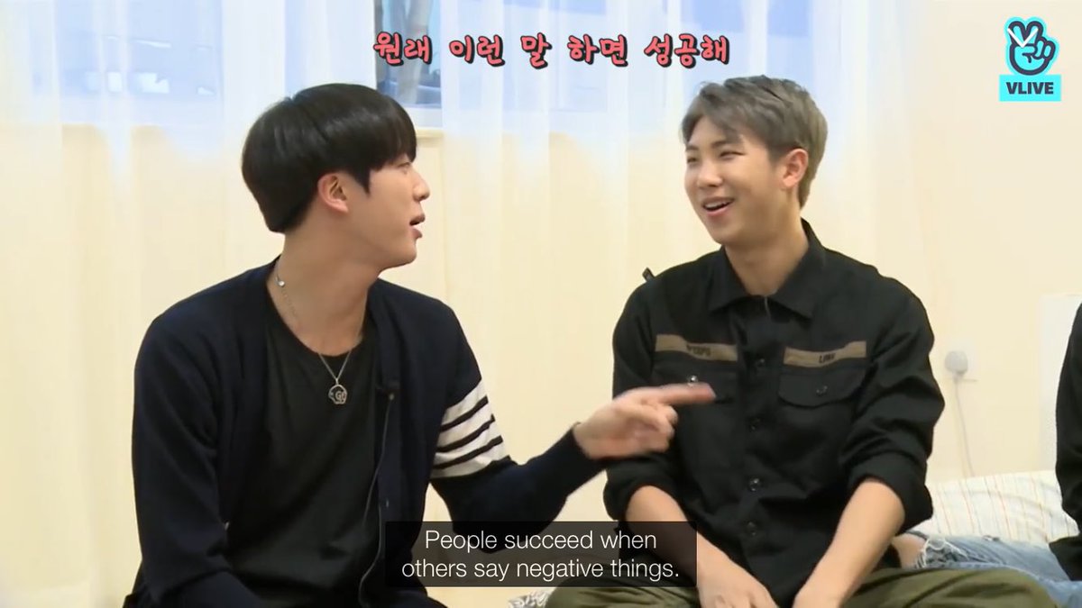 preach it! 

#iHeartAwards #BestBoyBand #BTS