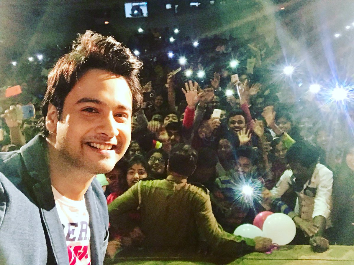 Yash_Dasgupta's tweet photo. Great response from Bolpur SVF cinemas... #TotalDadagiri https://t.co/PPyZmj9EKa