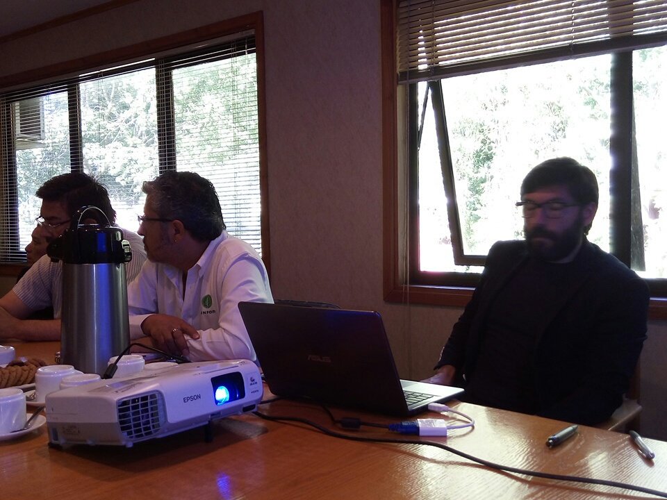 En reunión conociendo los objetivos, propisotos y accionar de las <a href="/Pymesforestales/">Pymes Forestales</a> y el gran aporte que ellos hacen al desarrollo del sector silvoagrooecuario