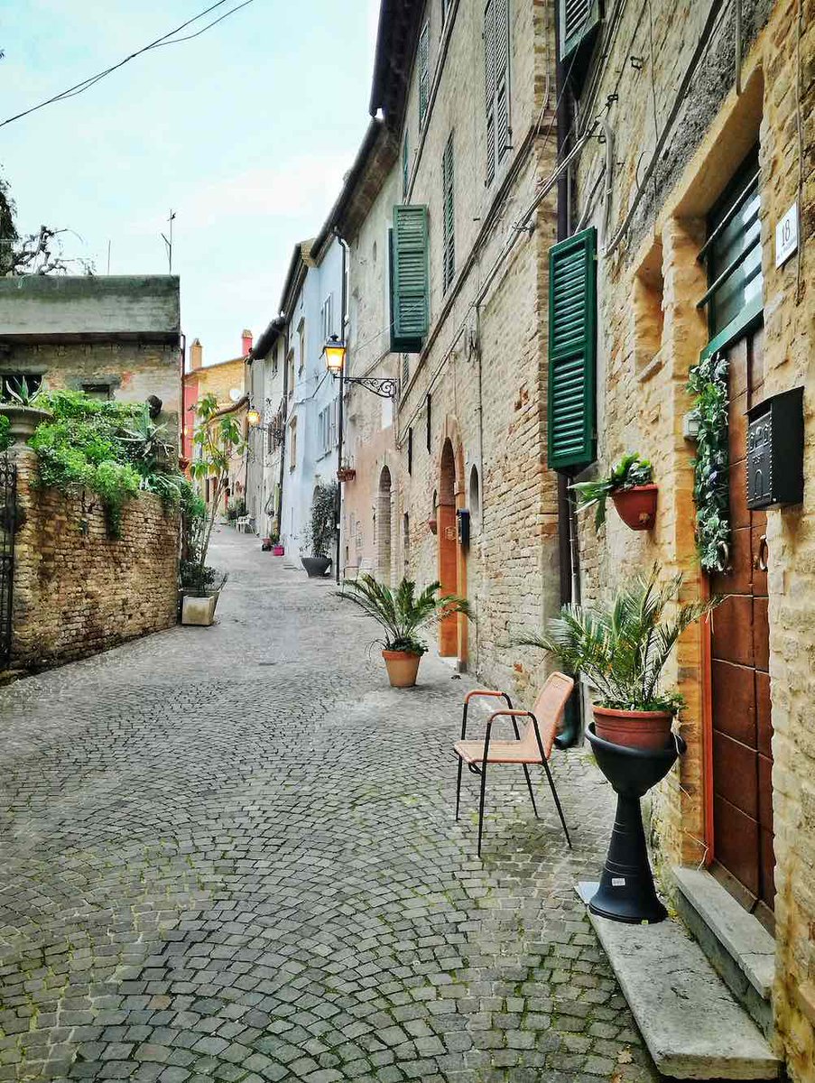 Nuovo post online: bit.ly/2Dxhmku
Offida, Grottammare e Castel Trosino: tre borghi straordinari da visitare nei dintorni di Ascoli Piceno #destinazionemarche
